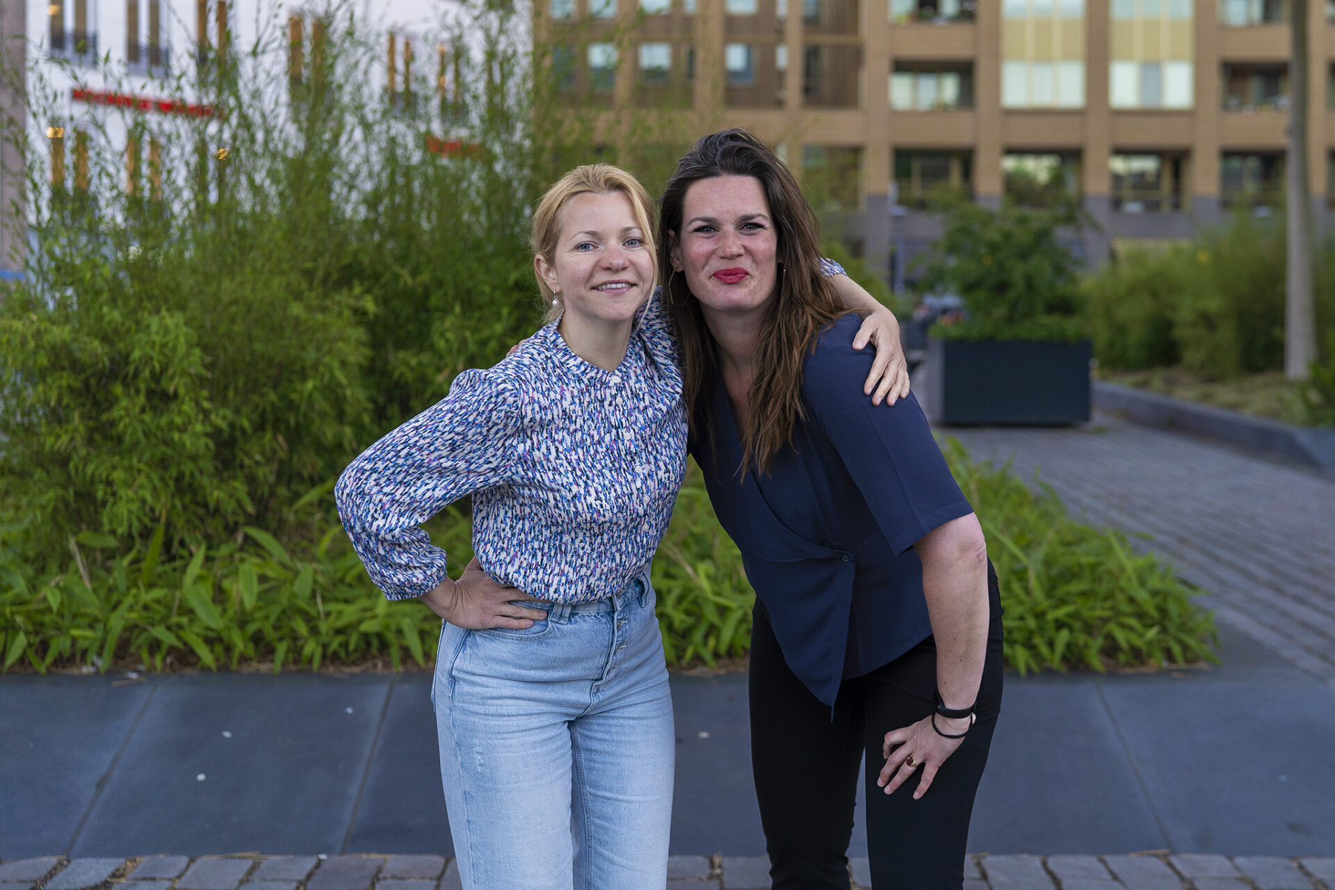 Masha Neeteson Nikolaeva en Annelies Maris l Initiatiefnemers en oprichters Walking & Talking (1)